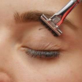 Picture of Eyebrow Shaving