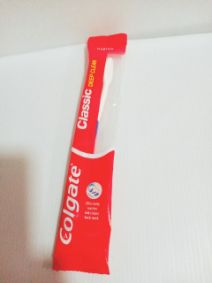 Picture of Colgate Toothbrush Classic