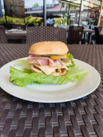 Picture of Special Brazilian Burger