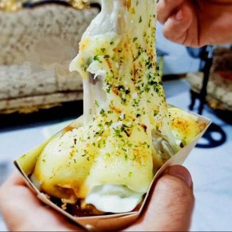 Buttered Supermoza (8 Pieces)