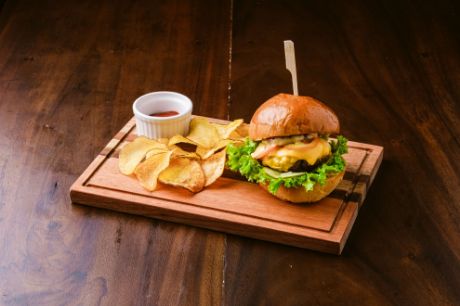 Picture of Cheeseburger